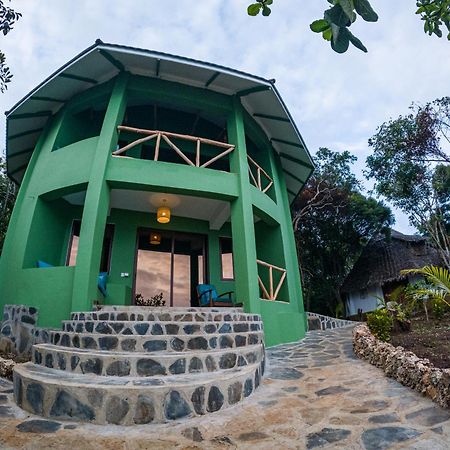 הוילה Shimoni Firefly Eco Retreat מראה חיצוני תמונה