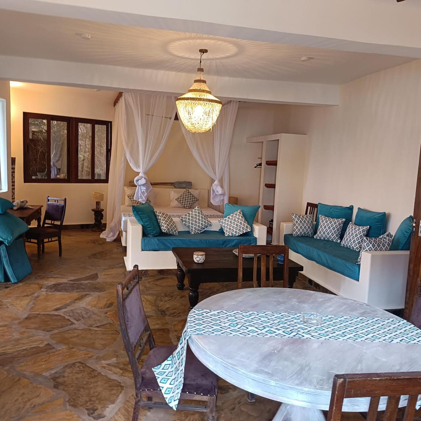 הוילה Shimoni Firefly Eco Retreat מראה חיצוני תמונה
