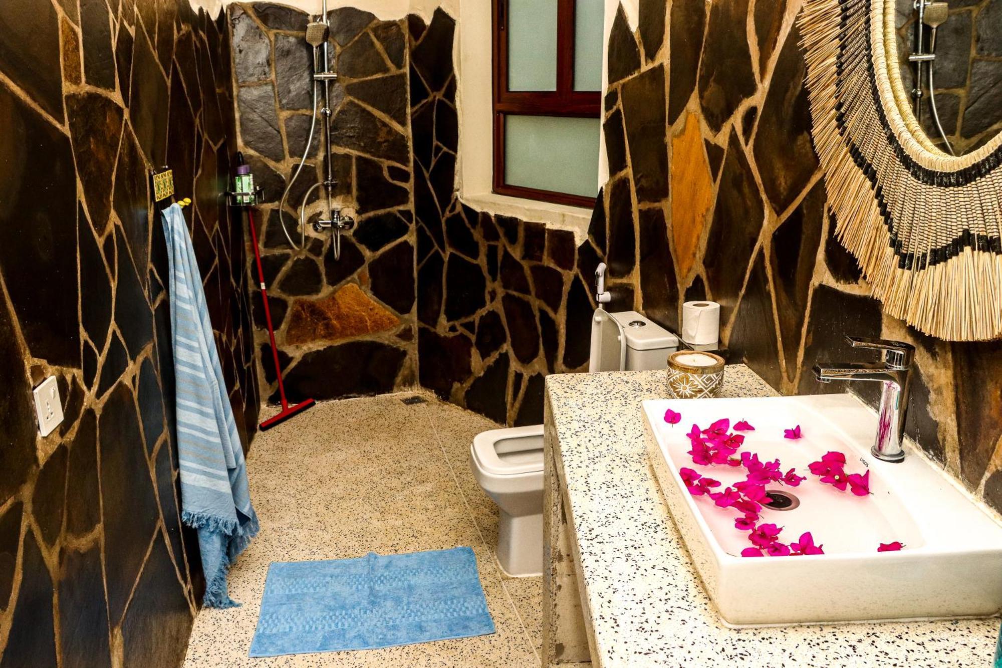הוילה Shimoni Firefly Eco Retreat מראה חיצוני תמונה
