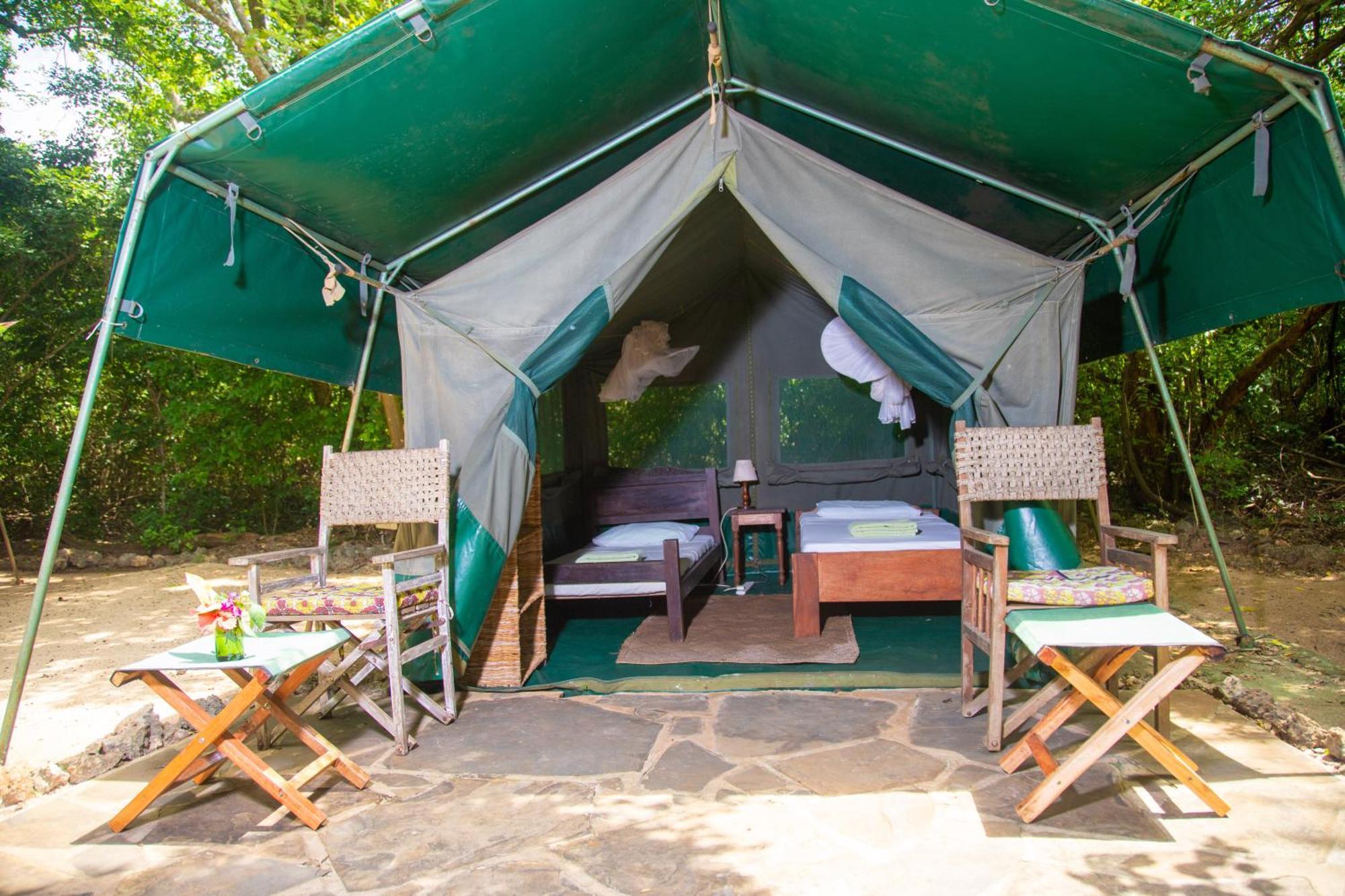 הוילה Shimoni Firefly Eco Retreat מראה חיצוני תמונה