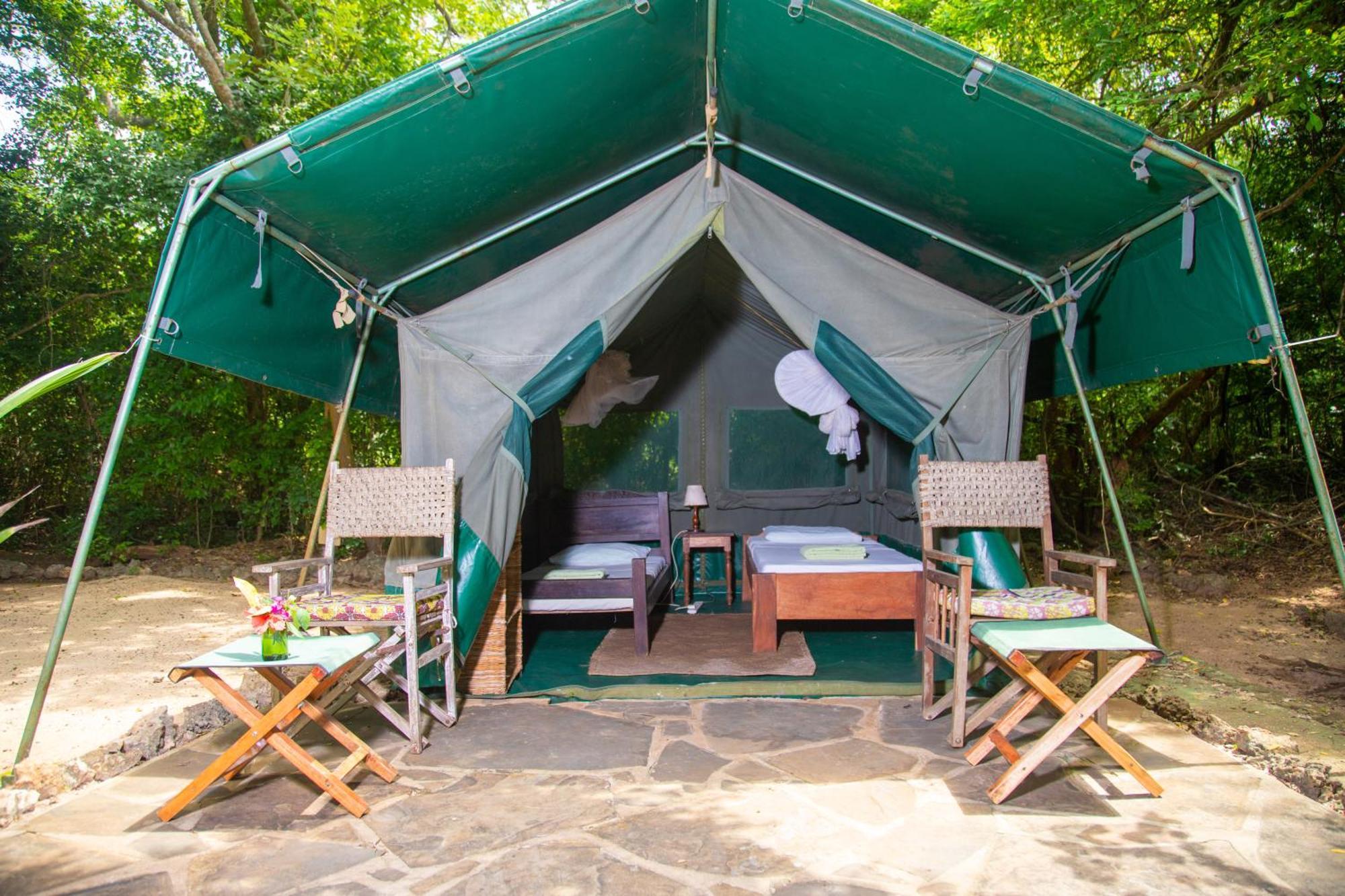 הוילה Shimoni Firefly Eco Retreat מראה חיצוני תמונה